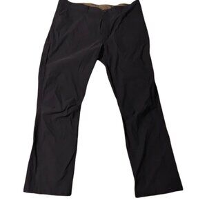 Eddie Bauer Men's 38x30 Navy Straight Leg Casual Pants